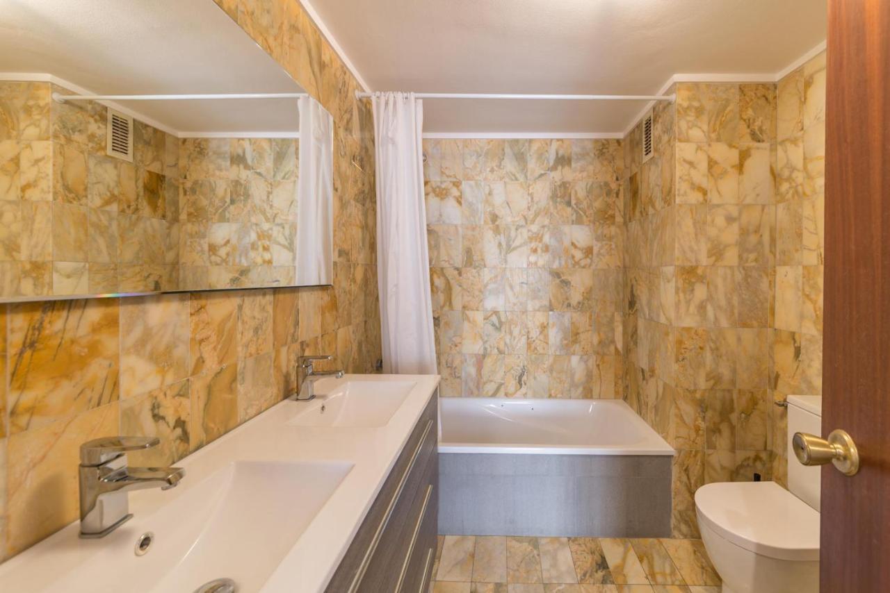 Apartament Gloria L' Escala エクステリア 写真